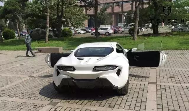 5名本科生，58天每天只睡6小时，造1辆电动超跑，惊艳全国！