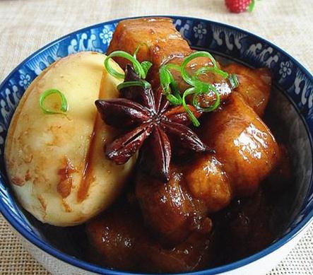 红烧鸡清蒸鱼正宗做法,红烧鸡鲜嫩