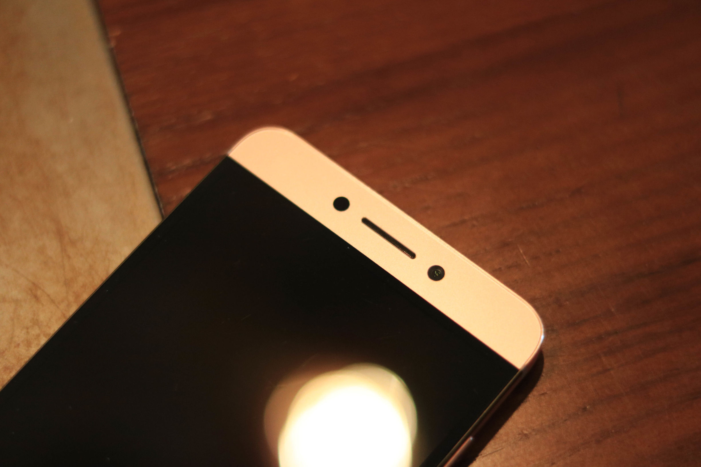 乐2与乐2pro有什么区别,乐2pro发布价