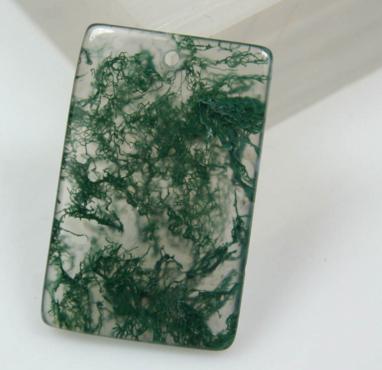 水胆玛瑙和水草玛瑙哪个好,玛瑙里面的水草是真的吗