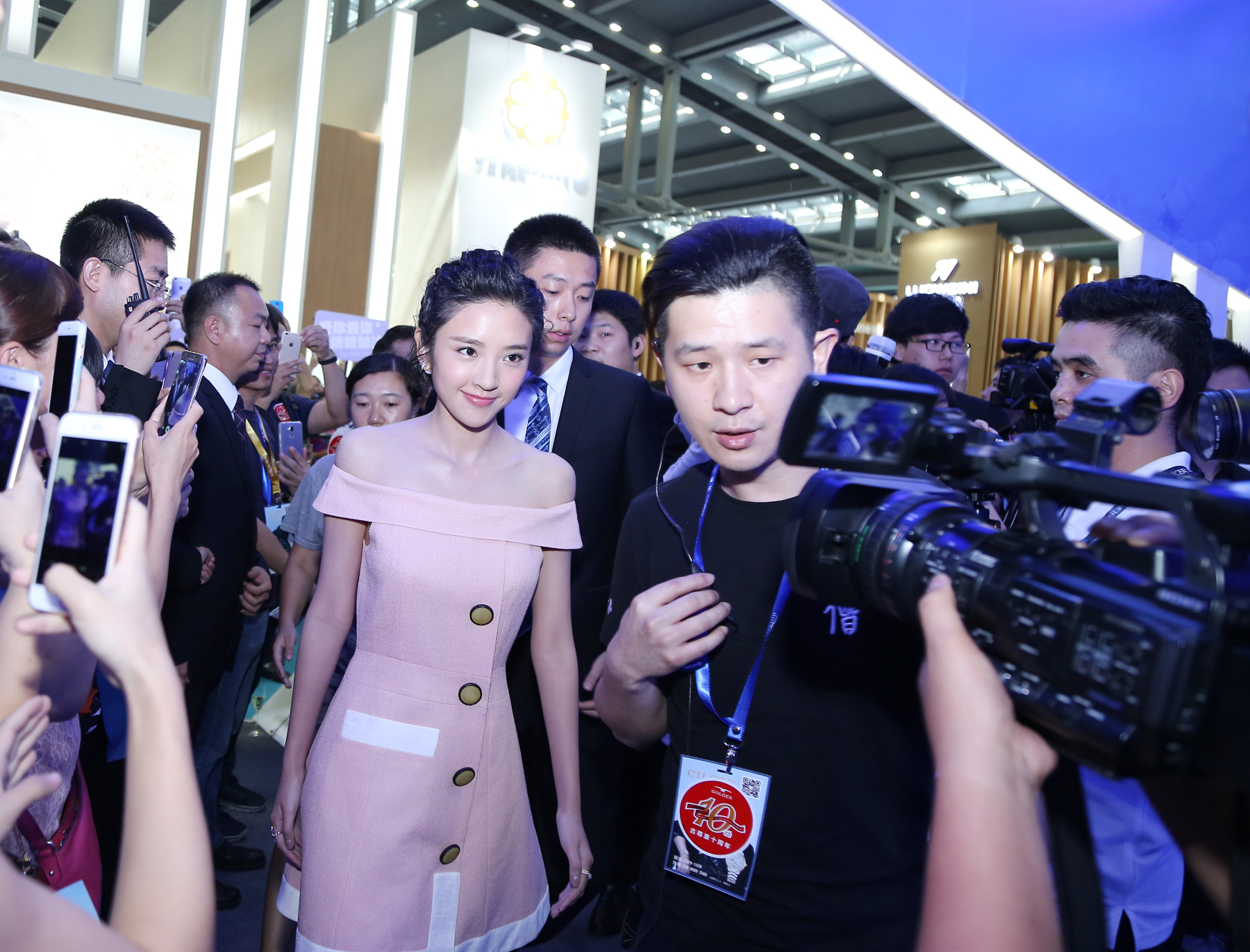 小众女生腕表推荐,情侣潮流石英腕表推荐