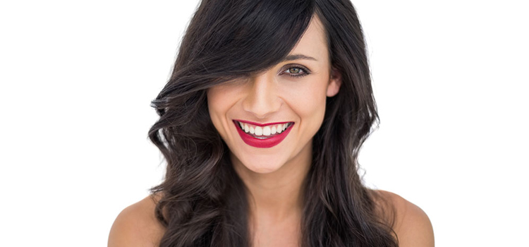 烫发洗发后用弹力素还是精油,烫发后多久护理头发