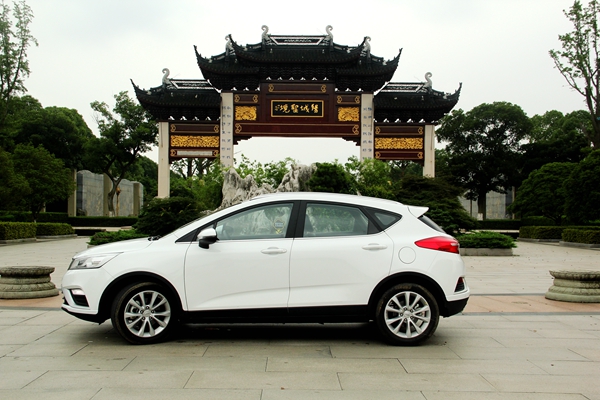 吉利帝豪gs试驾体验,帝豪gs新款试驾