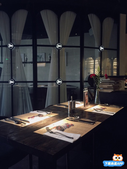 上海美式炭烤猪肋排,上海超大烤肋排餐厅