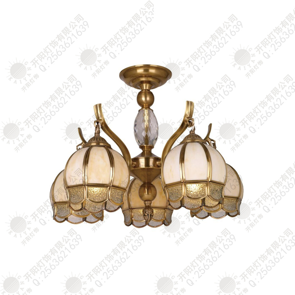 欧式客厅吊灯,客厅欧式吊灯配什么窗帘好看