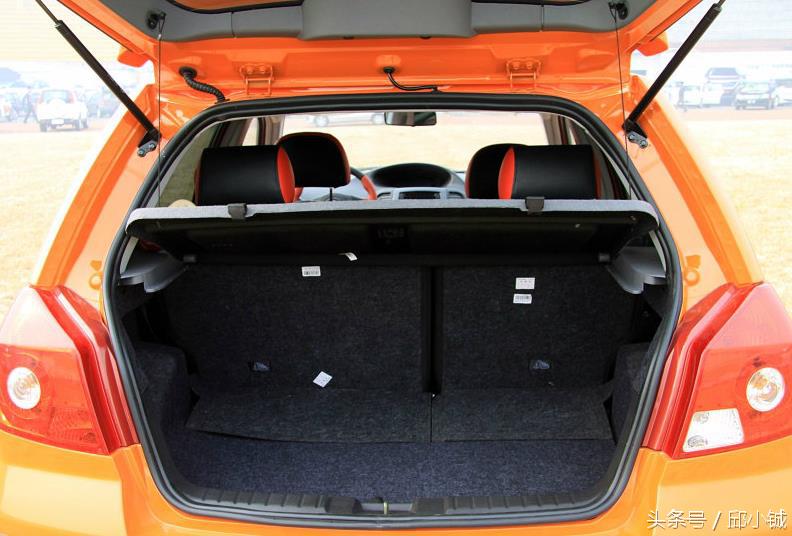 大众polocross车图片及价格,跨界掀背a级轿车价格