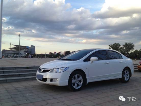 思铭这车值得买吗,二手本田思铭对比骐达