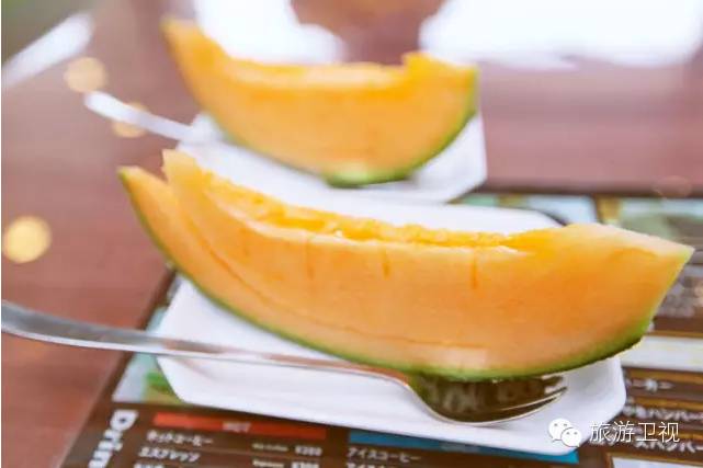 胡歌霍建华最美的场景视频,胡歌霍建华冬天游玩