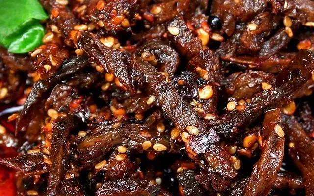 适合办公室分享的小零食,把零食放500倍你会发现什么