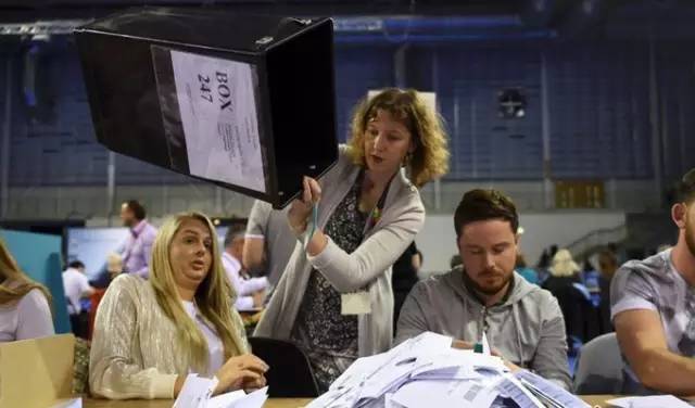 英国首相卡梅伦辞职视频,英国首相卡梅伦辞职演讲全文