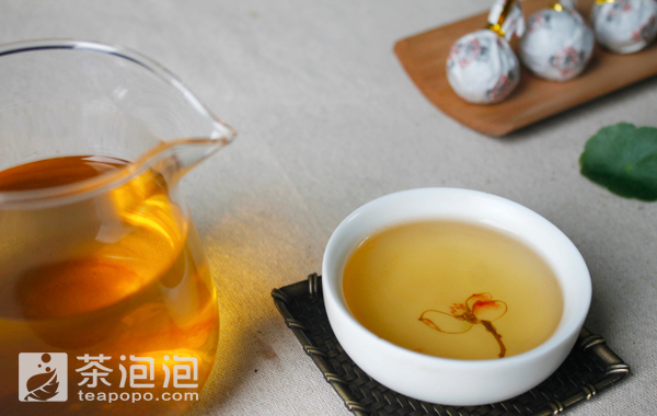 茶滋味老班章小龙珠熟茶,小龙珠老白茶