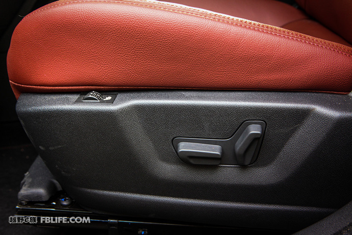 2013款标致3008试驾,法国人的浪漫