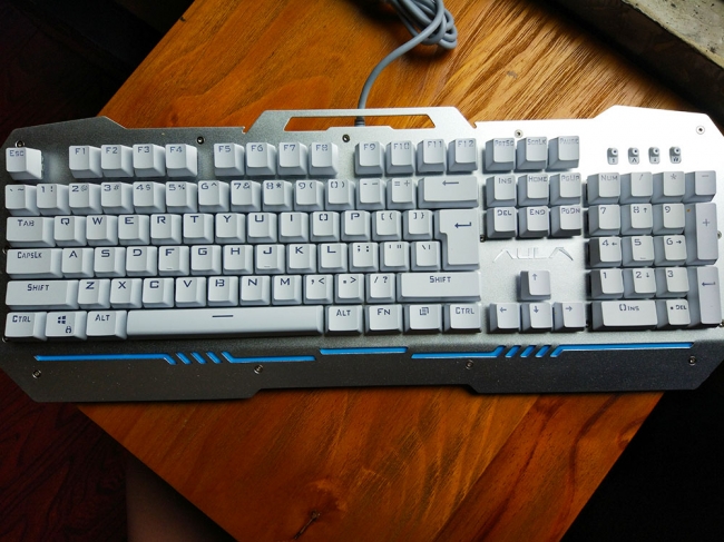 狼蛛F99收割者轴版键盘,狼蛛收割者键盘部分按键失灵