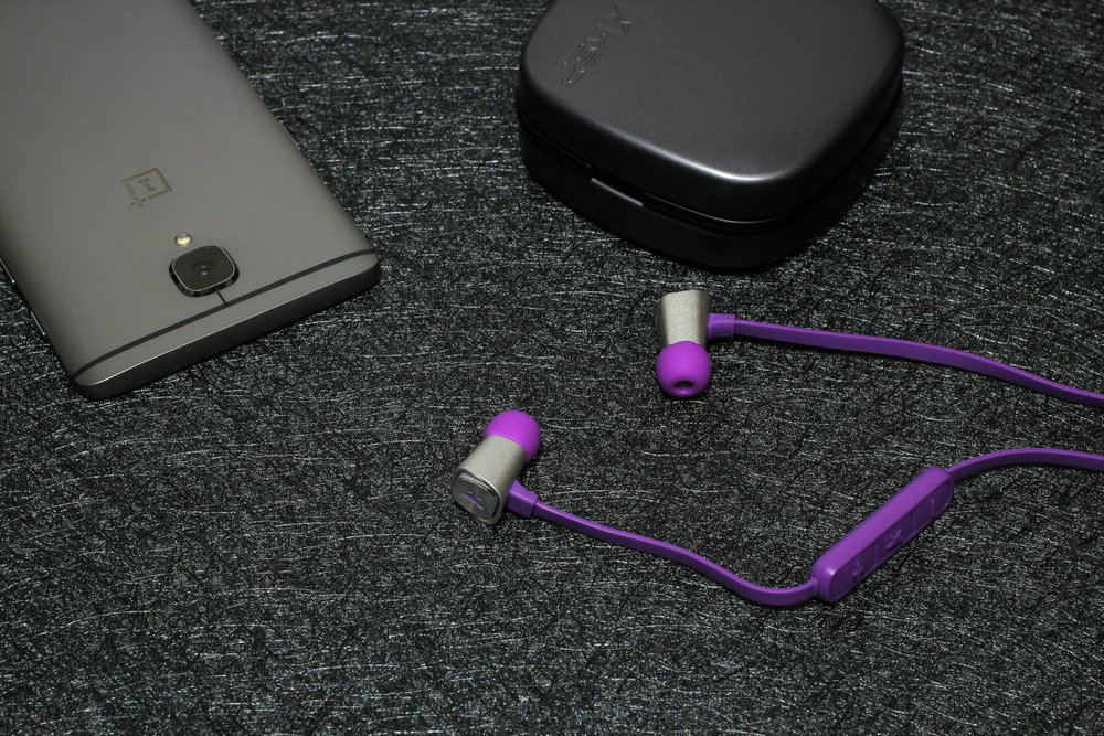 kzsks鏃犵嚎鑰虫満璇勬祴,ksk钃濈墮鑰虫満璇勬祴