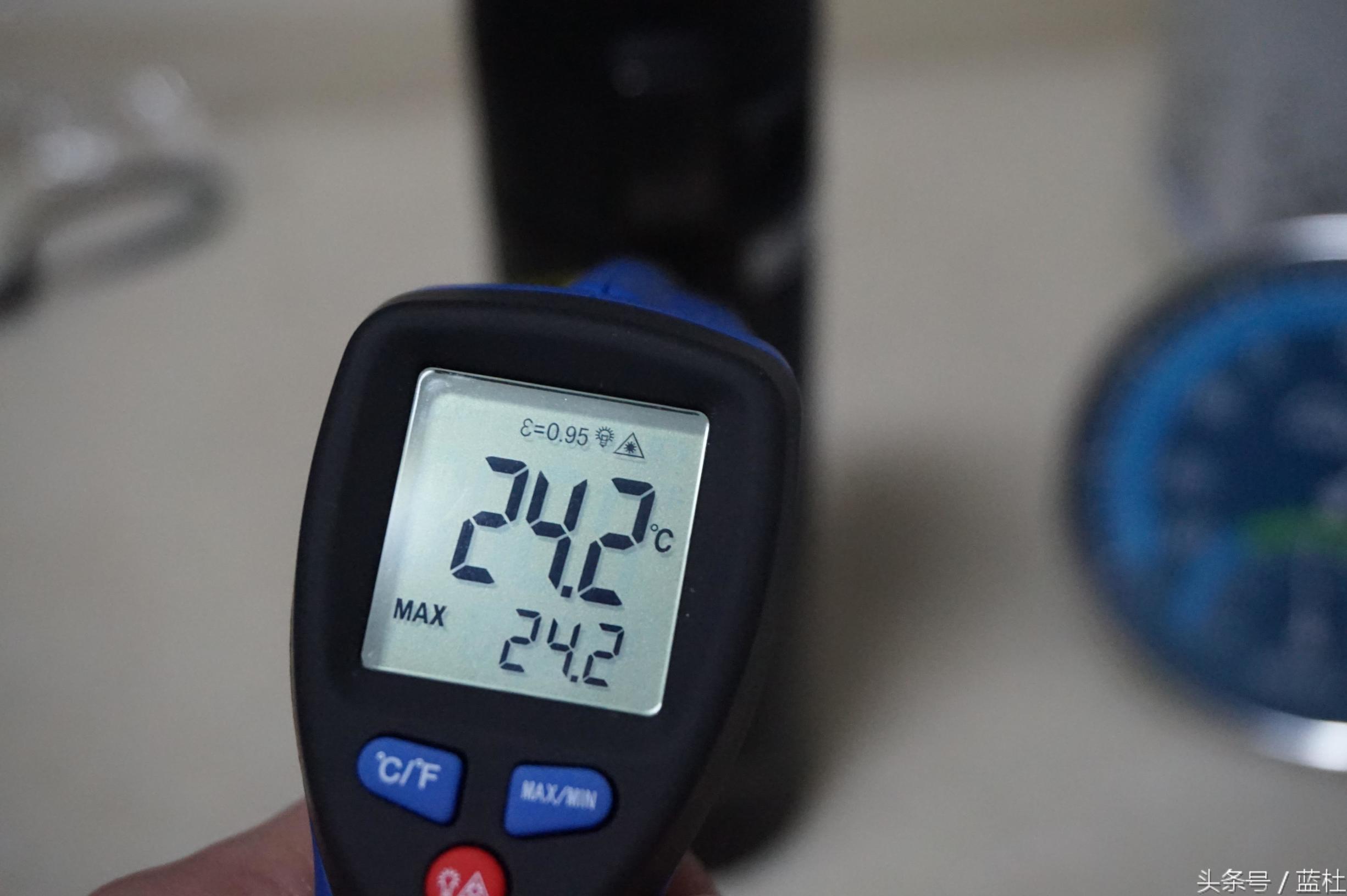 保温杯测温度准吗,可以测温度的保温杯