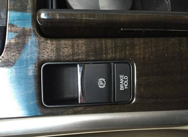 08雅阁2.0用车感受,2.0混动雅阁用车体验