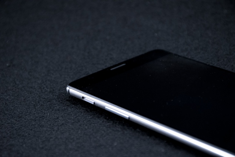 旗舰杀手手机,旗舰杀手红米