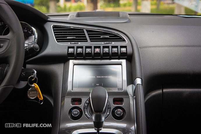 2013款标致3008试驾,法国人的浪漫