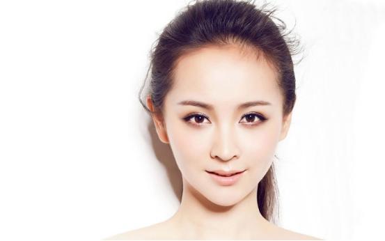 夏天为什么要做纹眉,夏天为啥要做眉毛