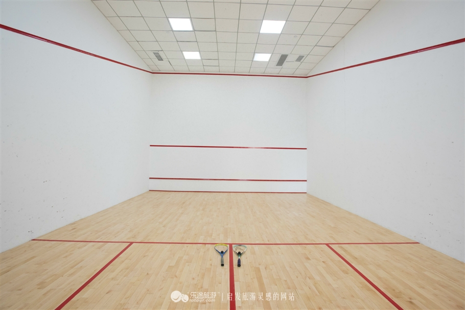 碧桂园十里金滩酒店海边上的五星酒店