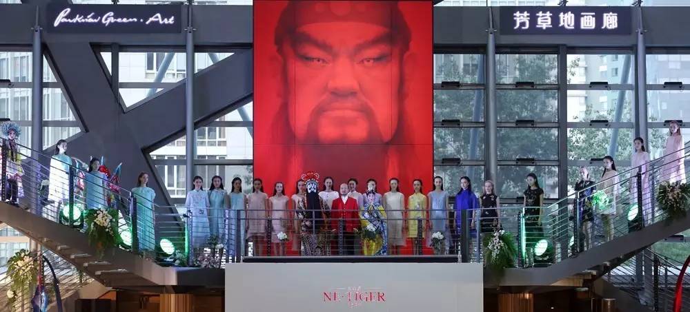 尚品|美衣、美食、美酒、美人，去NE·TIGER高级成衣店享受“四美”！