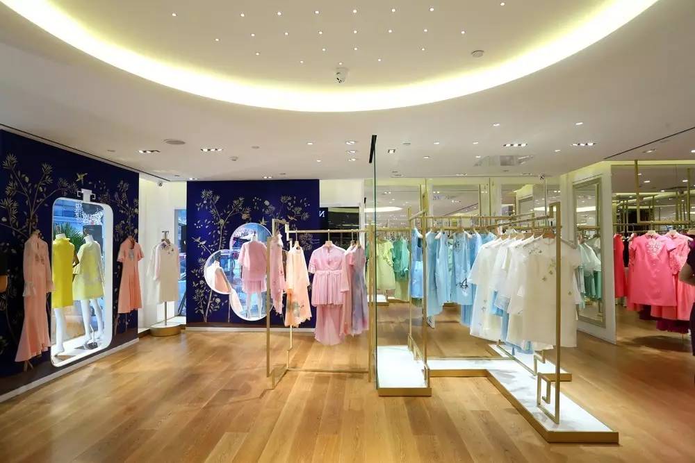 尚品|美衣、美食、美酒、美人，去NE·TIGER高级成衣店享受“四美”！