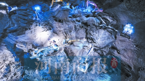 河南女童掉入枯井,女童坠入深井邻居身绑麻绳下井