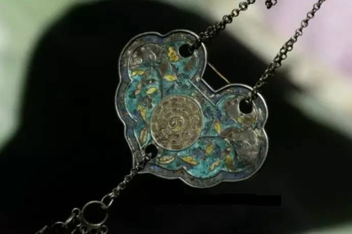 长命锁品相特别好,长命锁收藏价值