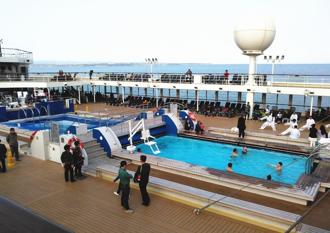 天海新世纪号邮轮还在运营吗,天海邮轮游