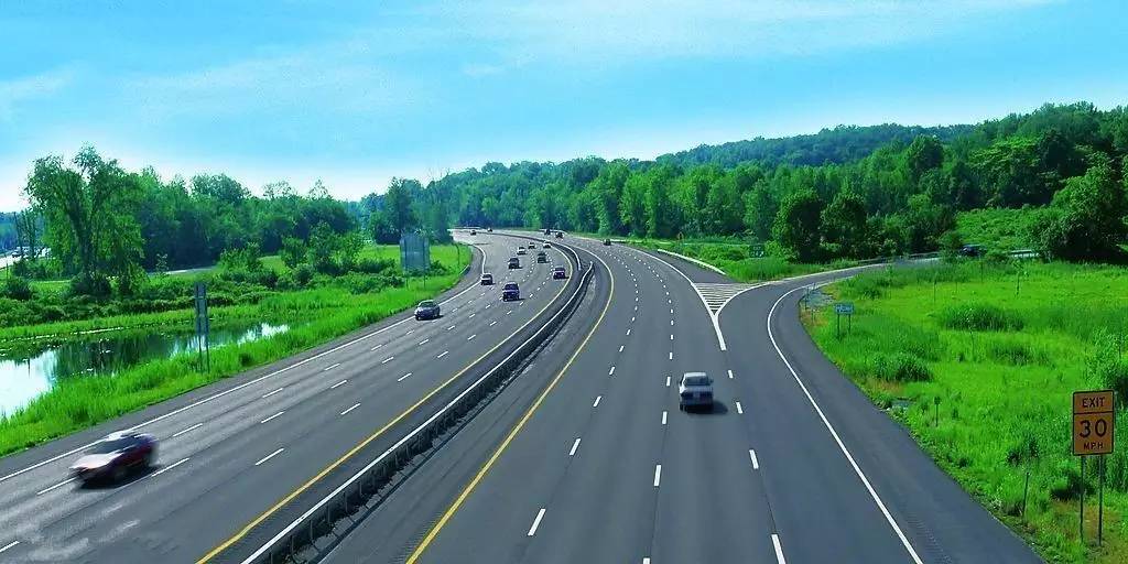 新手高速公路行车常识,高速公路安全行车教程