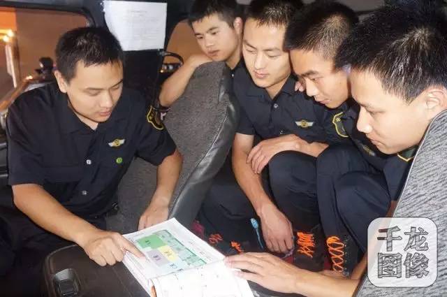 新活法·*党**员精彩故事|火情“排头兵”*党**员消防指挥员温鑫