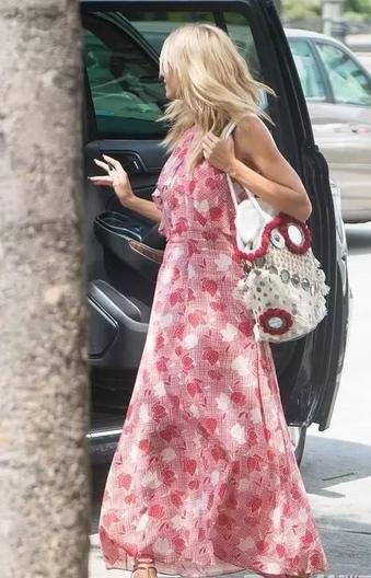 王菲章子怡都爱的“花布兜儿”可不是背去买菜的！