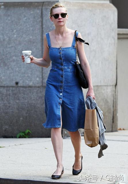 牛仔连衣裙洋气吗,牛仔连衣裙俏皮可爱