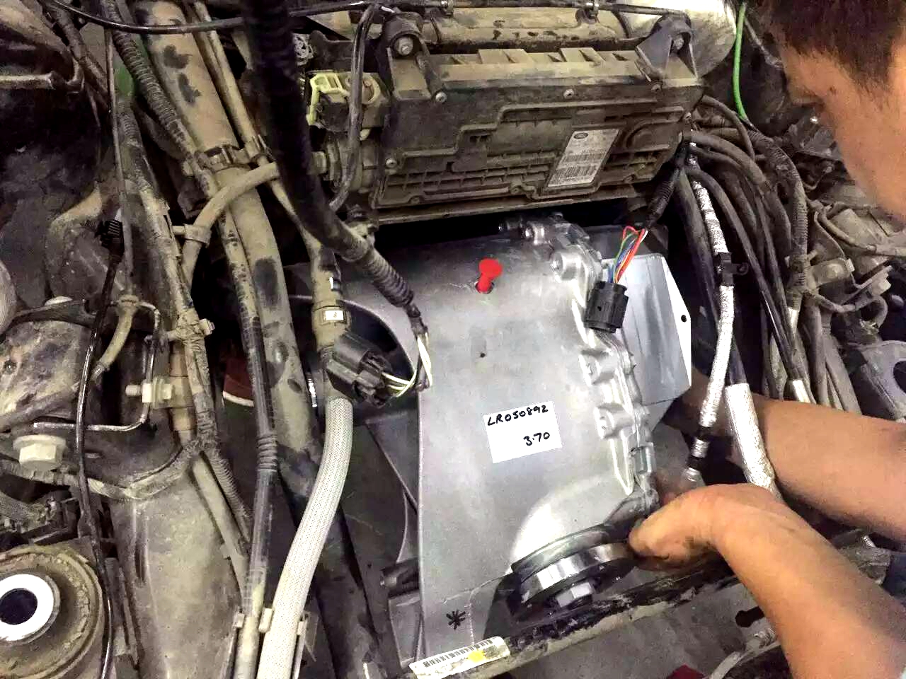 路虎发现四6速改8速保留机械挡杆,路虎发现四选装差速锁价格