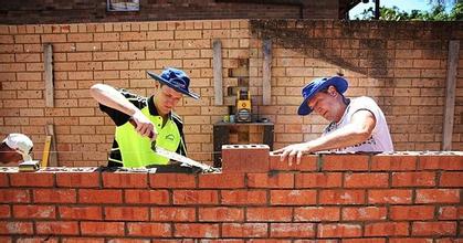 世界十大奇葩高薪工作,有趣的高薪工作