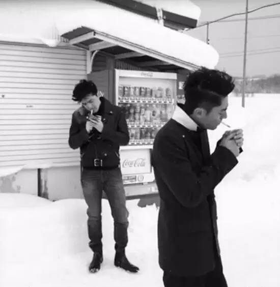 胡歌霍建华最美的场景视频,胡歌霍建华冬天游玩