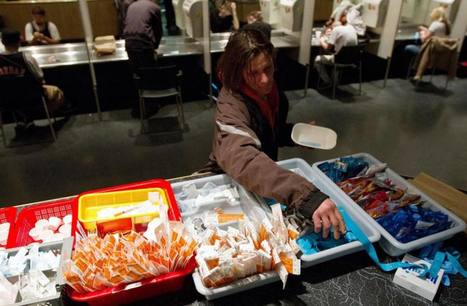 对毒品禁毒戒毒的看法,对药品毒副作用的有关规定