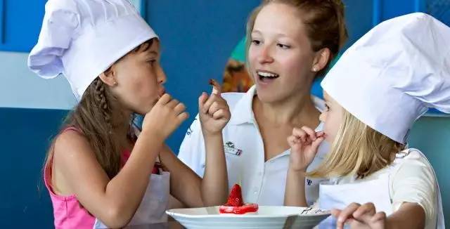 三亚十大最适合亲子游的酒店,三亚亲子游被这家酒店惊艳到了