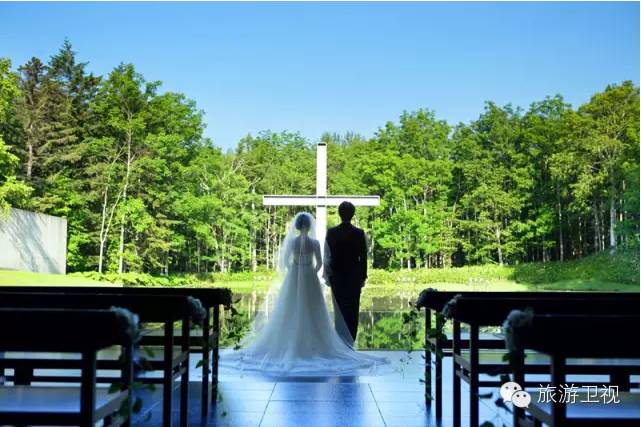 胡歌霍建华最美的场景视频,胡歌霍建华冬天游玩