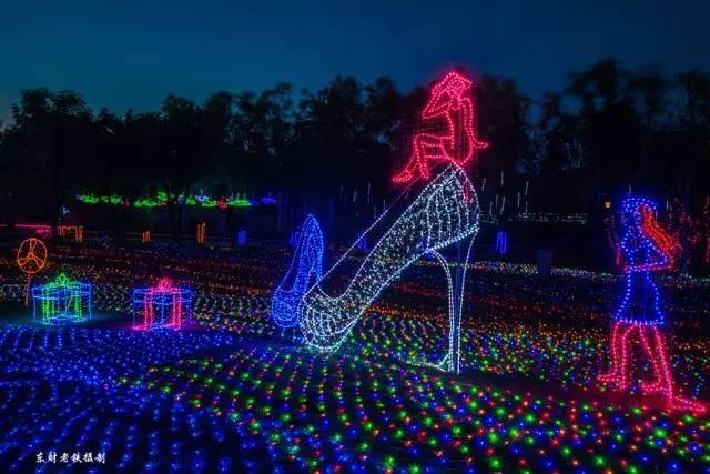 五彩斑斓的灯光夜晚,夜晚的璀璨灯光