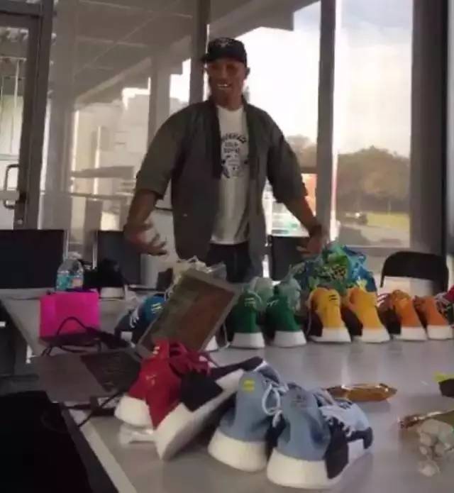 丸丸被妈妈忽悠现场,丸丸被妈妈忽悠