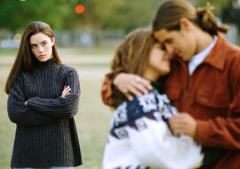 他说没有心动的感觉是什么意思,他问我是不是心动了是什么意思