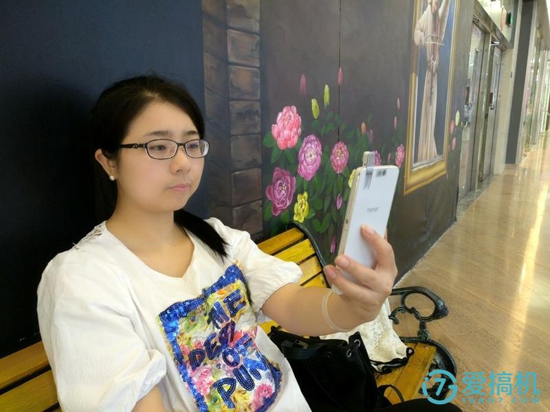 iqooneo7se和荣耀x50拍照哪个好,荣耀7i和小米5对比