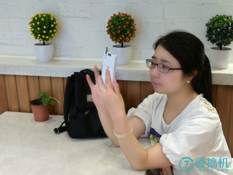 iqooneo7se和荣耀x50拍照哪个好,荣耀7i和小米5对比