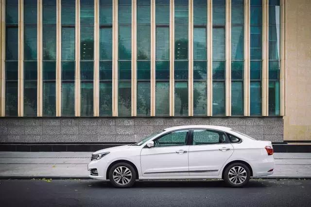 东风风神a60值不值得新手购买,东风风神a60值得买吗