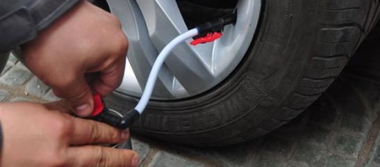 自动补胎液要多久才补好胎,自动补胎液真的可以补胎吗视频