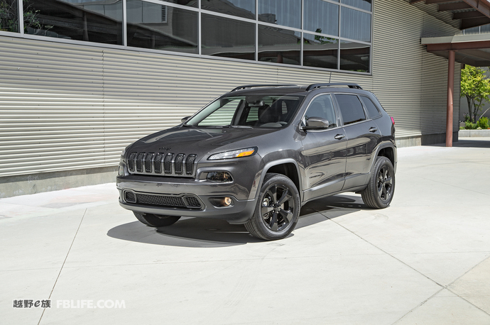 jeep自由光2.0自然吸气六万公里,转型之作第6集完整版