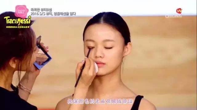 教化妆推荐的口红,韩系妆容的口红推荐