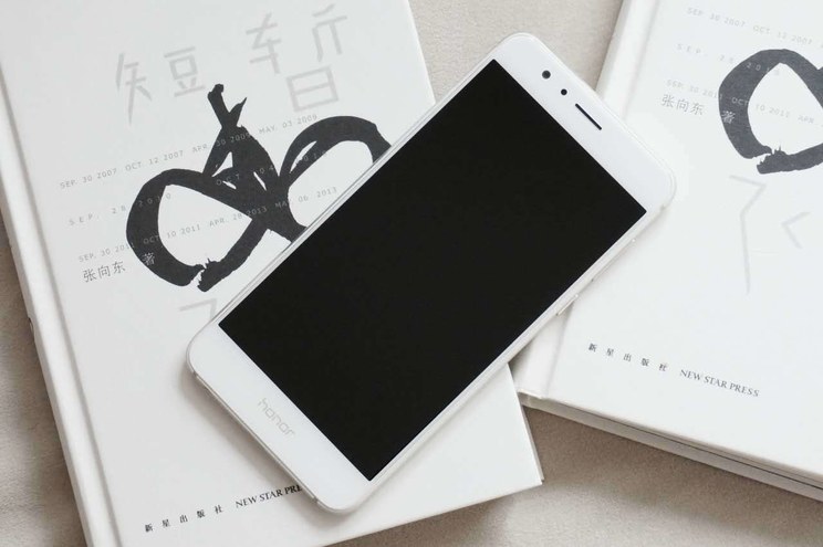 荣耀8体验：双面玻璃的魅力