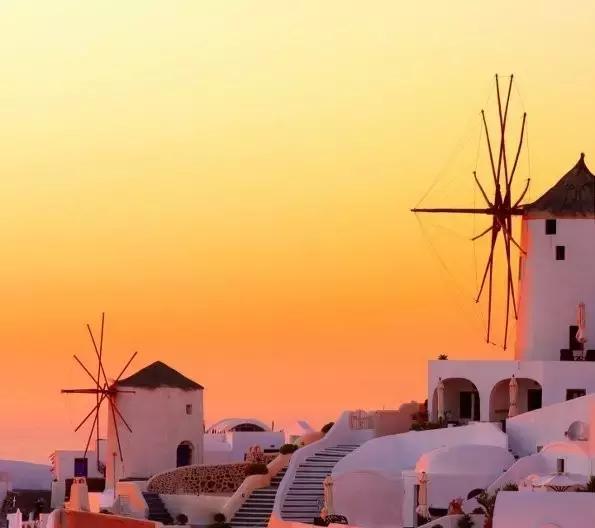 圣托里尼曲子,圣托里尼演奏